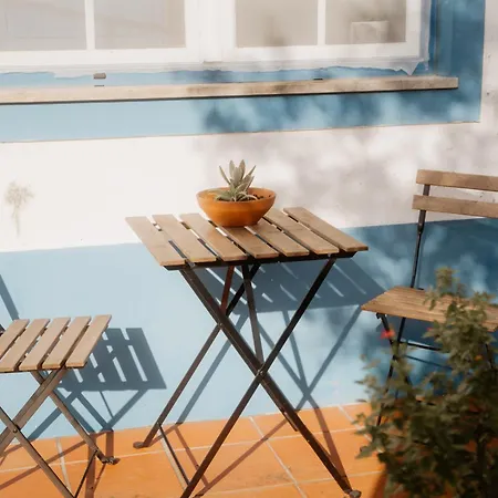 Nana House Ericeira - Yoga & Surf *