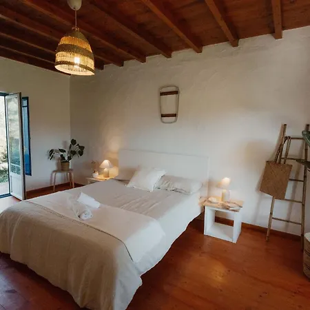 Lodge Nana House Ericeira - Yoga & Surf Santo Isidoro