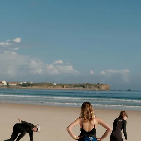Nana House Ericeira - Yoga & Surf Lodge *