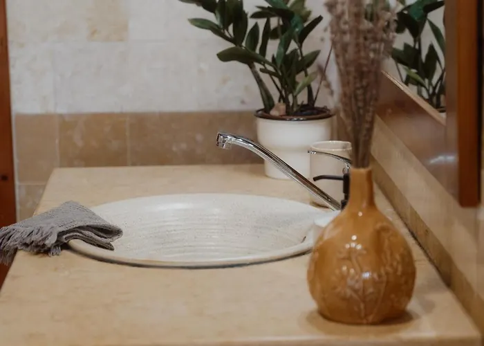 Orman Evi Nana House Ericeira - Yoga & Surf