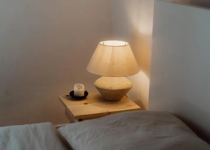 Nana House Ericeira - Yoga & Surf Orman Evi