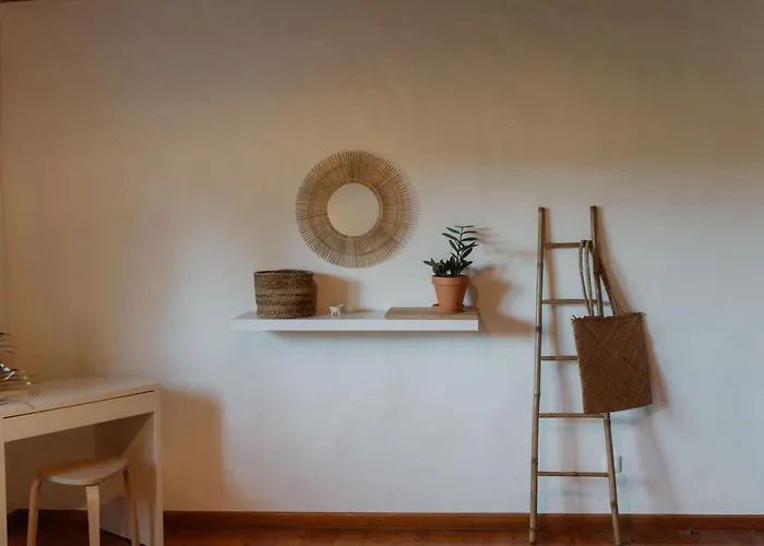 Nana House Ericeira - Yoga & Surf Santo Isidoro