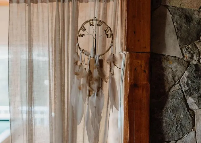 Nana House Ericeira - Yoga & Surf אכסניה *