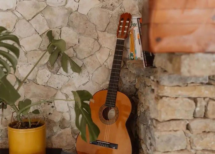 אכסניה Nana House Ericeira - Yoga & Surf