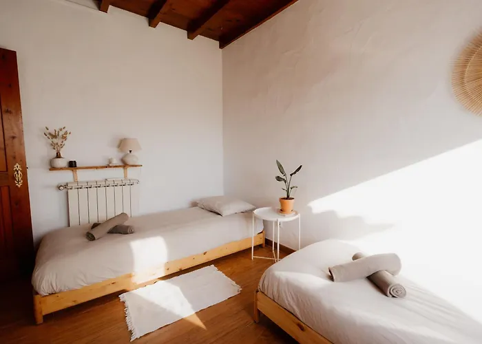 Orman Evi Nana House Ericeira - Yoga & Surf *